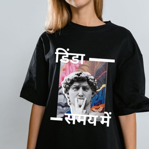 Dinda Samay Oversized T-shirt